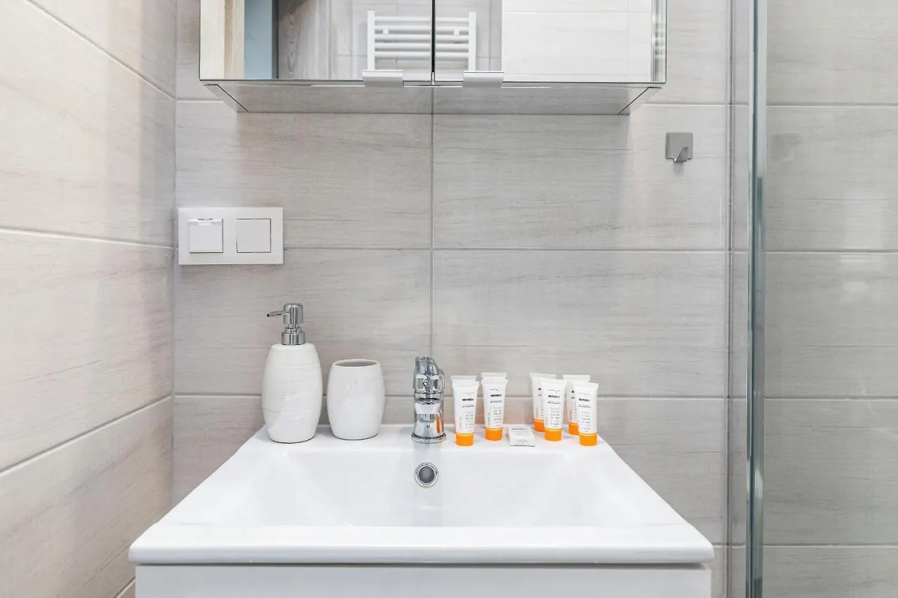 Exclusive Apartments Warta Residence 42 By Renters Πολωνία